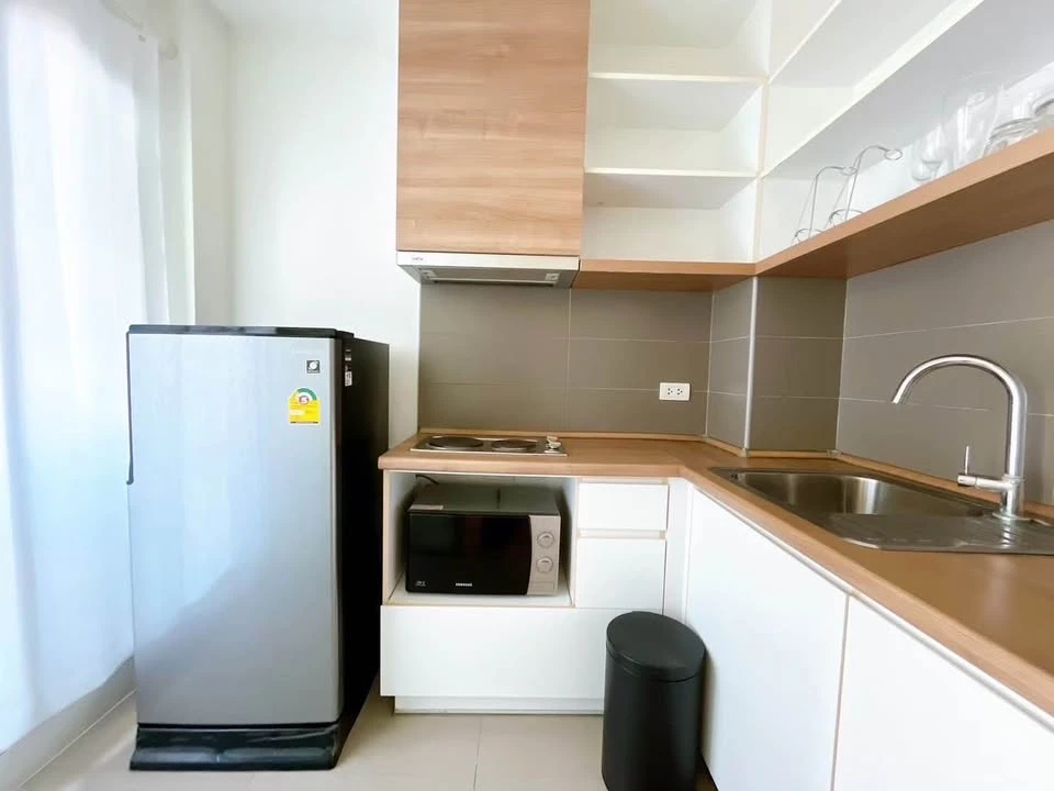 For sale or rent: U Delight Residence (Pattanakarn - Thonglor). Fully furnished condo, high floor, beautiful Thonglor view, no buildings blocking the