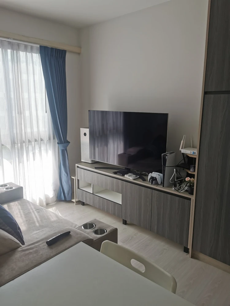 For sale or rent: Unio Sukhumvit 72, corner room, pool view, fully furnished, nice to live in, reserve now, urgent!