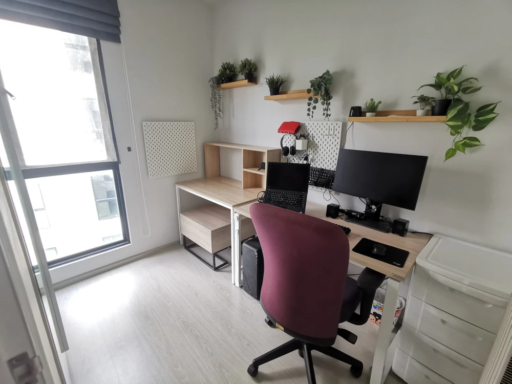 For sale or rent: Unio Sukhumvit 72, corner room, pool view, fully furnished, nice to live in, reserve now, urgent!