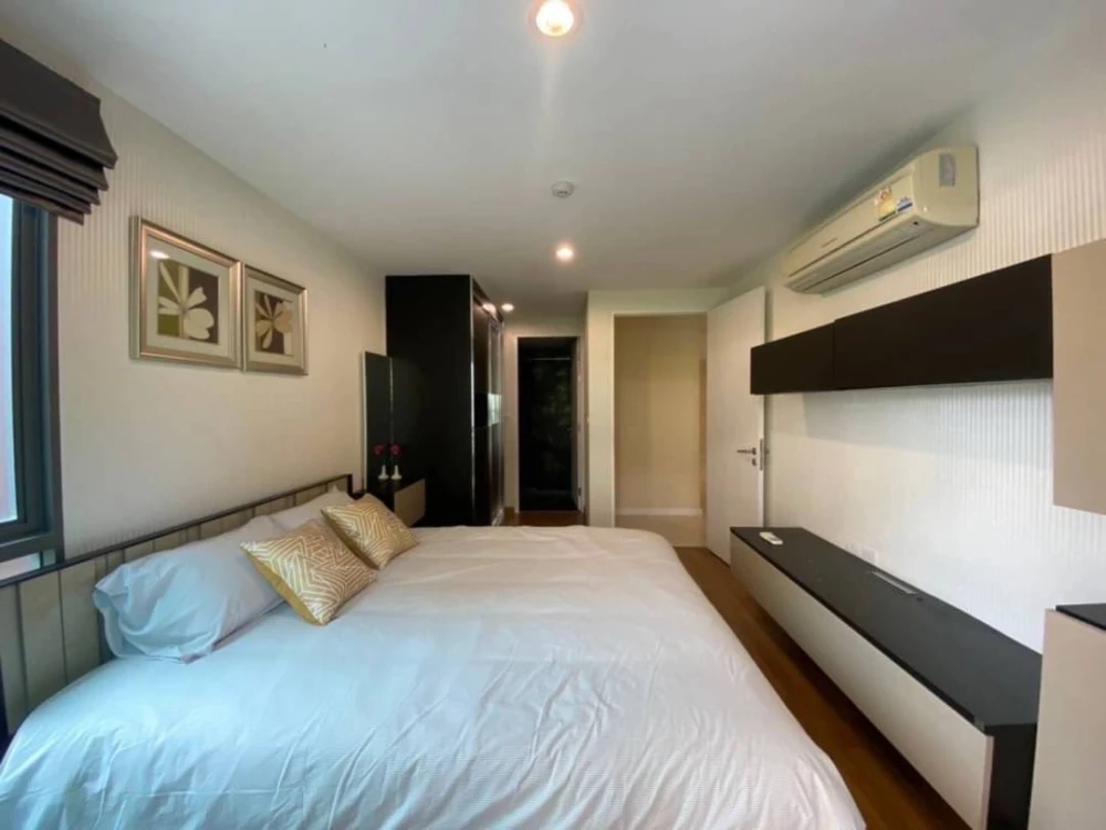 For sale, for rent Voque Sukhumvit 31, a nice room, comes with complete decoration, book now, don't miss it.