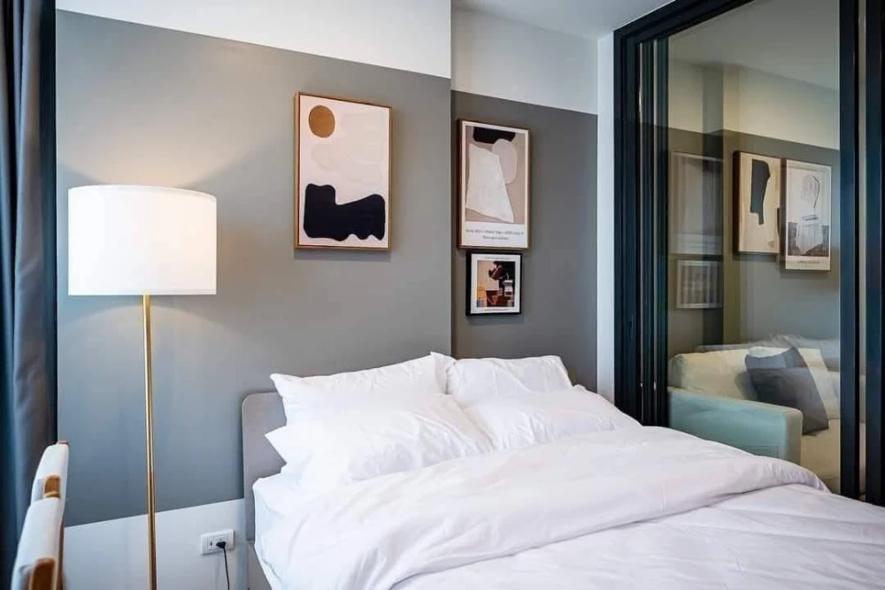 For sale or rent: XT Huaikhwang, 27th floor, fully furnished, ready to move in. Reserve now, don't delay.