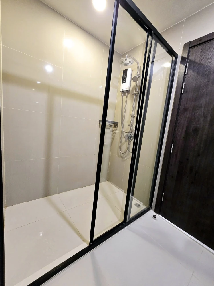 For sale, for rent, XT HUAIKWANG, ready to move in, spacious living space, complete furniture and electrical appliances, hurry to move and reserve.