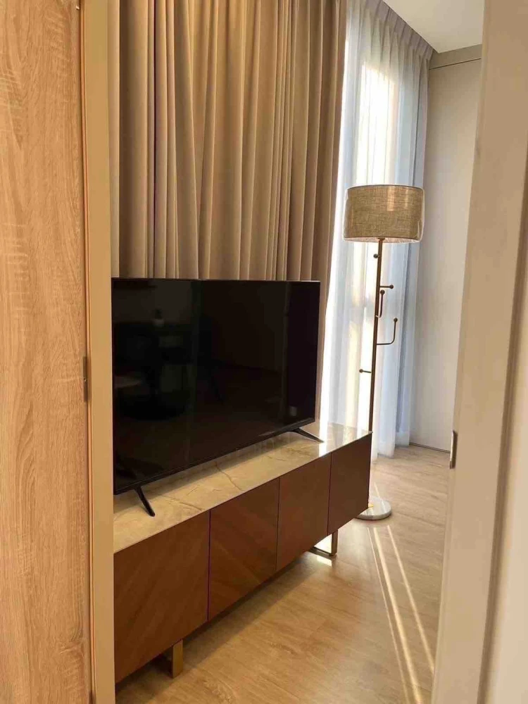 For sale or rent: XT Phayathai, ready-to-move-in room with full amenities. Come and reserve now. Don't miss out!