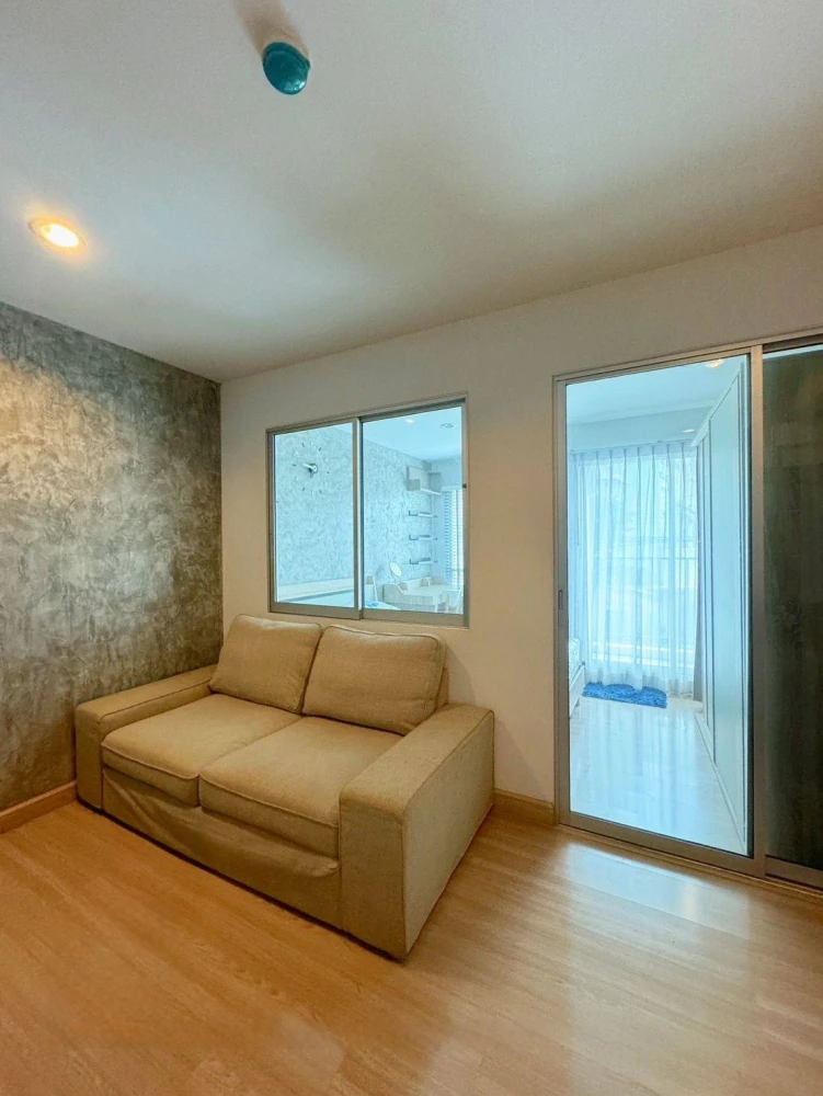 For sale or rent: You 2 Condo, 2nd floor, Building A, fully furnished, ready to move in.