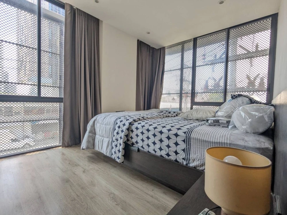 For sale, for rent!! Condo 168 Sukhumvit 36, 3rd floor, very spacious room, simply decorated but nice to live in, hurry up and book now!!