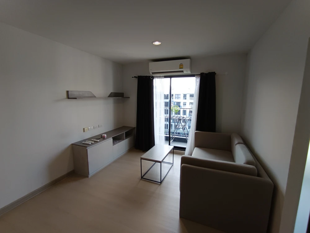 For sale, for rent, 2 bedroom, 2 bathroom condo at Rice Rama 9 with a very chill pool view. Hurry and book now, don't miss out.