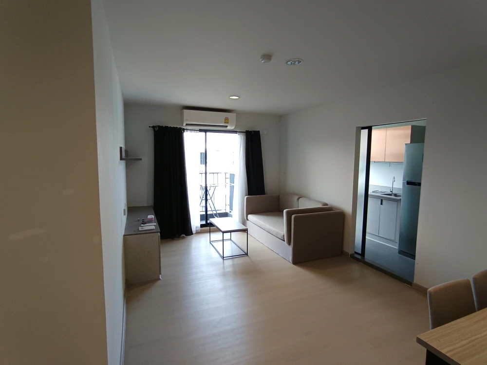 For sale, for rent, 2 bedroom, 2 bathroom condo at Rice Rama 9 with a very chill pool view. Hurry and book now, don't miss out.