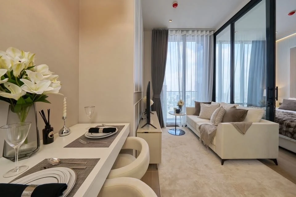Condo for sale rent: Ashton Silom, beautifully decorated room, pleasant tone, comfortable to the eyes, affordable price, book now.