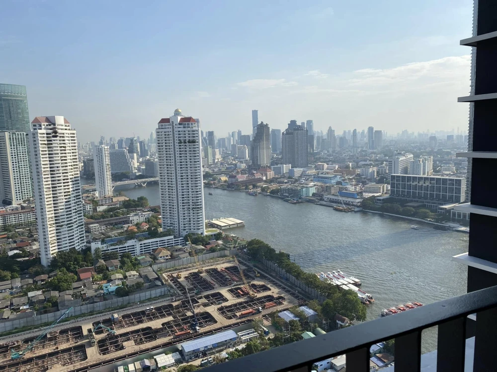 for sale, Chapter Charoennakorn Riverside, high floor room, beautiful view, the wall of the room is not attached to anyone, very private, book n