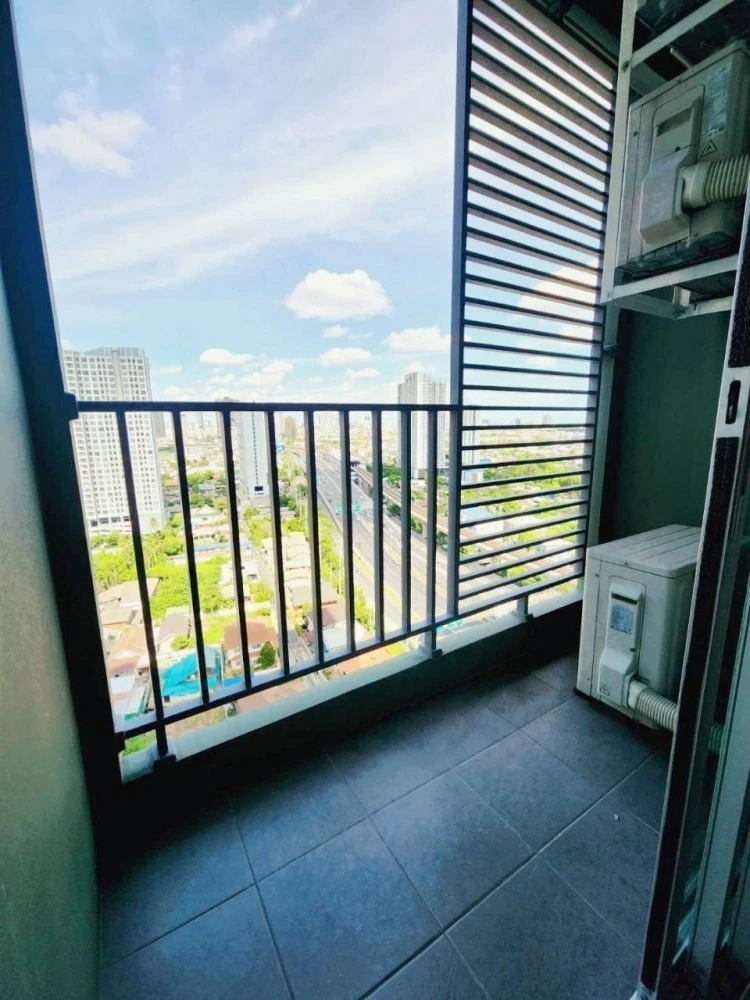 For sale, for rent, Elio Sathorn Wutthakat condo, spacious room, comes with usable space, hurry and reserve now!