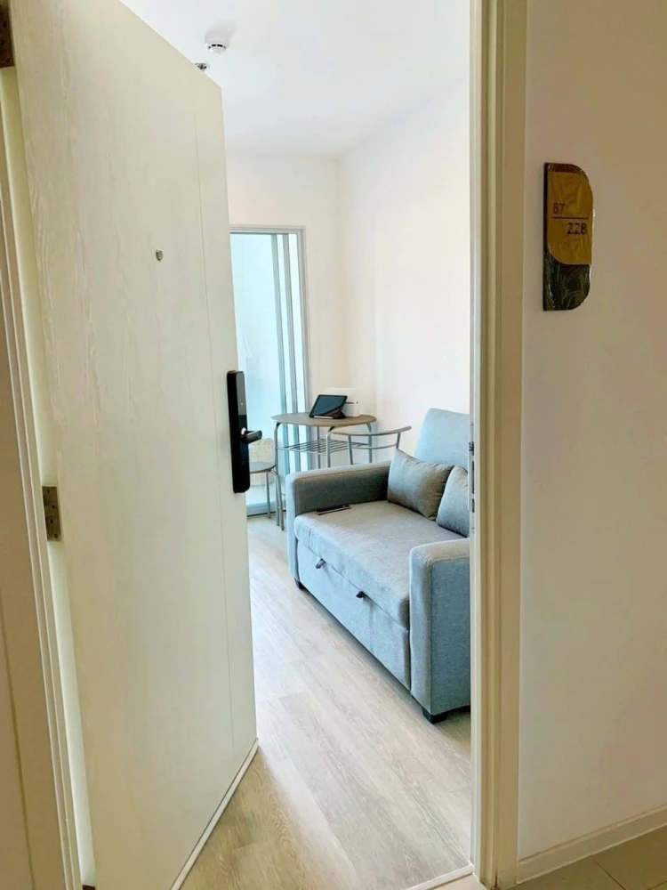For sale, for rent, Elio Sathorn Wutthakat condo, spacious room, comes with usable space, hurry and reserve now!