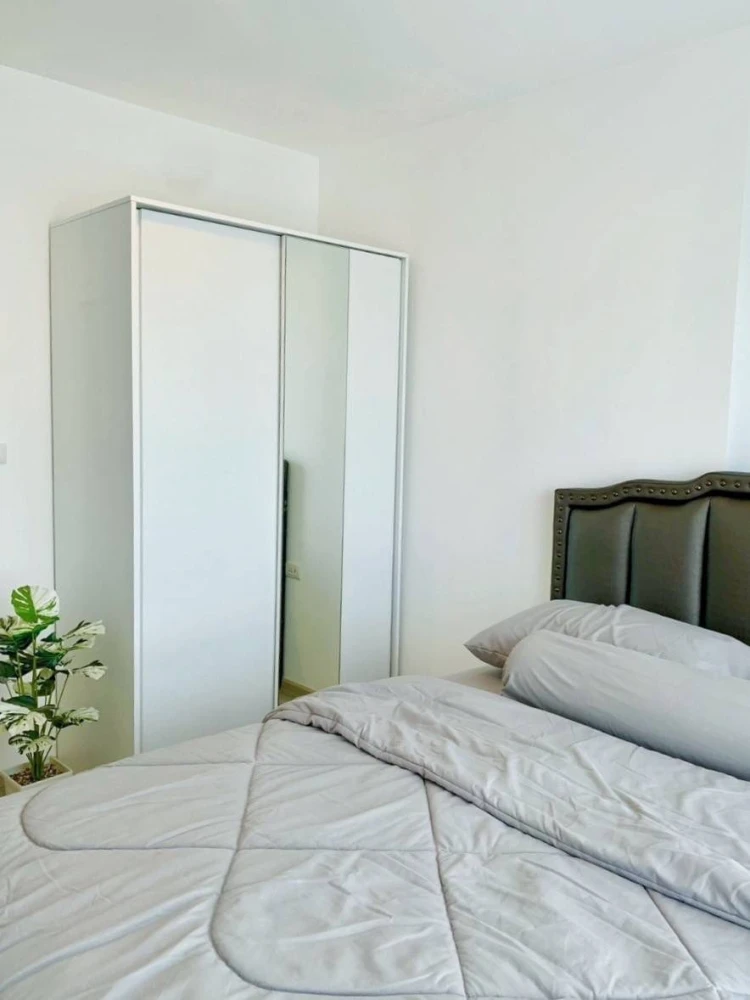 For sale, for rent, Elio Sathorn Wutthakat condo, spacious room, comes with usable space, hurry and reserve now!