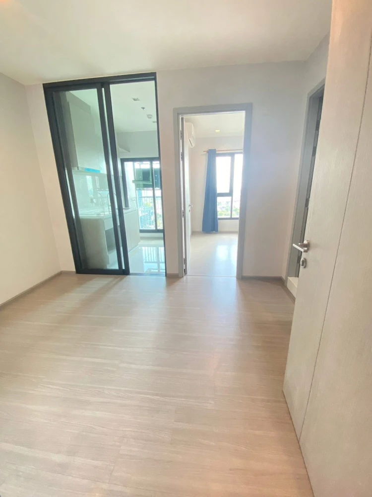 Condo for sale or rent, Life Sukhumvit 62, nice room, gray tones, easy to decorate, complete amenities.