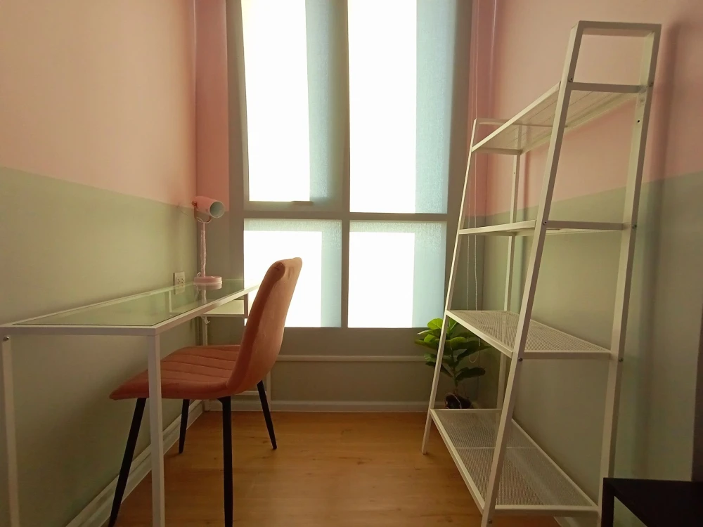 For sale, for rent, Notting hill Sriracha condo, fully furnished, ready to move in, complete in one place, hurry and reserve now.