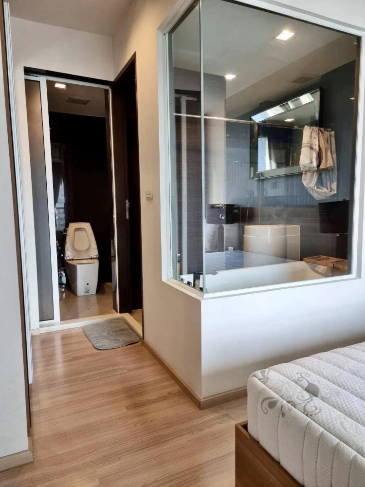 For sale, for rent, Rhythm Sathorn condo, ready to move in, complete facilities, hurry up and reserve, don't miss out.