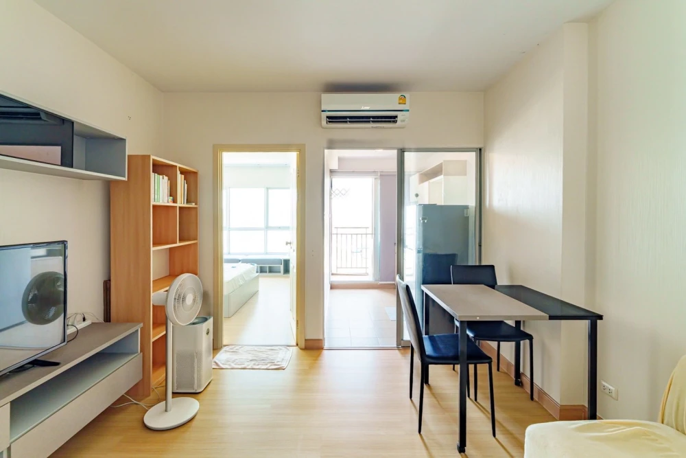 For sale or rent: Supalai Veranda Rama 9 condo, ready to move in, fully furnished, great price. Book now!