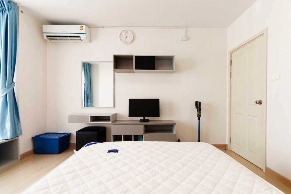 For sale or rent: Supalai Veranda Rama 9 condo, ready to move in, fully furnished, great price. Book now!