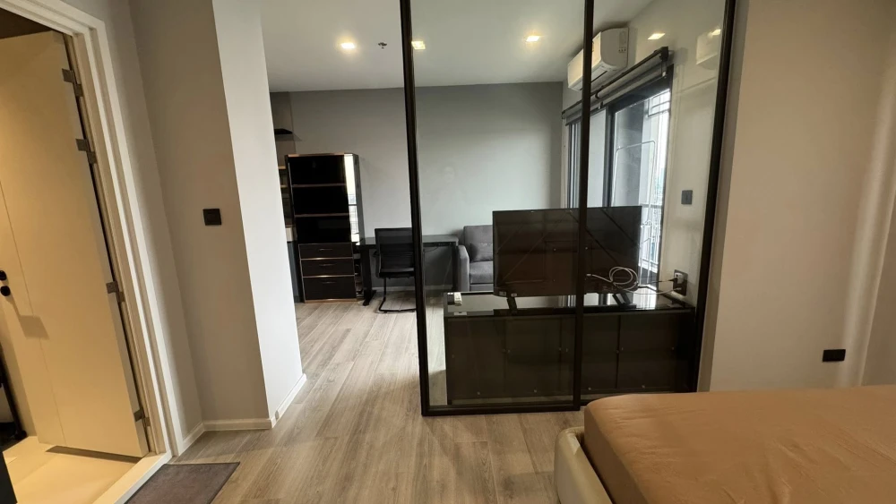 Condo for sale or rent: The Key Rama 3. Luxurious, minimalist decorated room. 15th floor. River view. Great value. You must come and reserve.