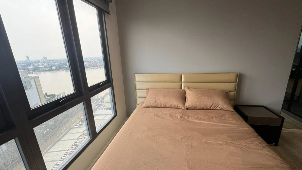 Condo for sale or rent: The Key Rama 3. Luxurious, minimalist decorated room. 15th floor. River view. Great value. You must come and reserve.