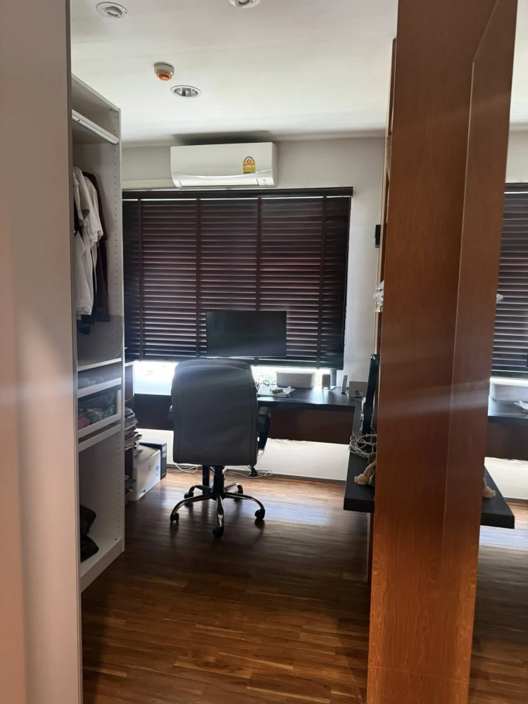 Condo for sale or rent: The Niche Mono Peak Bangna. Large, comfortable room with plenty of usable space. Hurry and reserve now. Don't miss out!