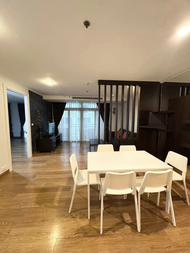 For sale or rent: Wattana Suite Condo. Spacious rooms with ample living space and complete amenities. Book now!