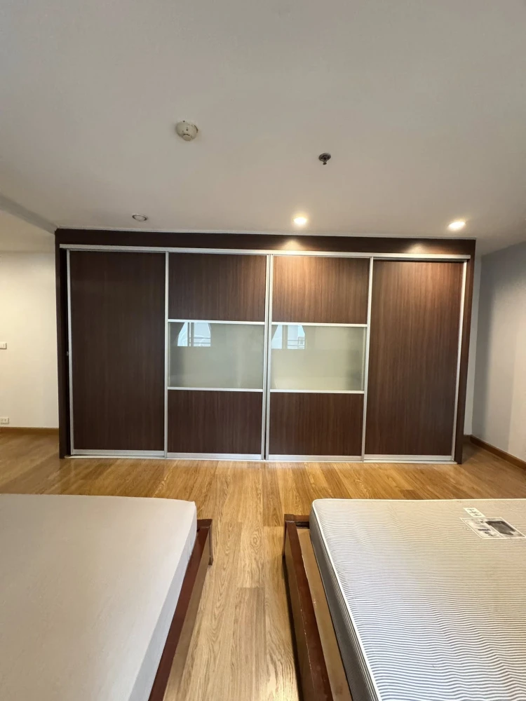 For sale or rent: Wattana Suite Condo. Spacious rooms with ample living space and complete amenities. Book now!