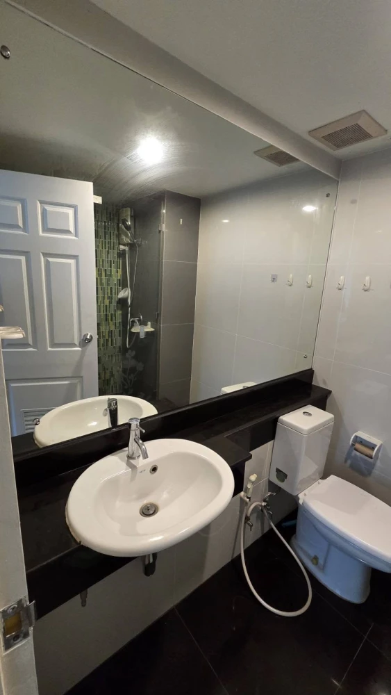 Condo for sale or rent: Chateau In Town Phahon Yothin 14-2, ready to move in, fully furnished, just bring your bags and move in.