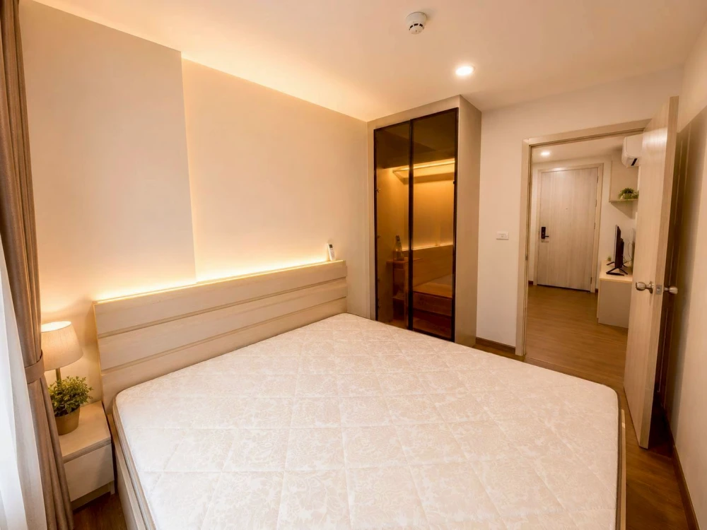 Condo for sale, rent, Chewathai Hallmark Charan 13, complete with furniture and electrical appliances, don't miss it.