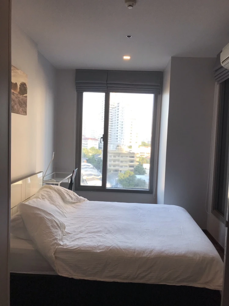 For sale or rent!! Condo Ceil by Sansiri Ekamai, 8th floor, beautiful and very livable. Fully furnished, ready to move in. Reserve now!!