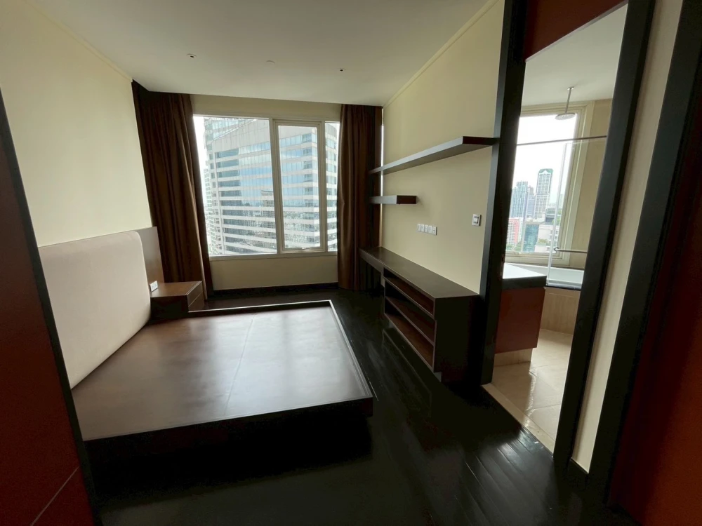 For Sale/Rent!! The Infinity Condo, a luxurious 3-bedroom condo with beautiful, fully furnished units. Don't miss out!!