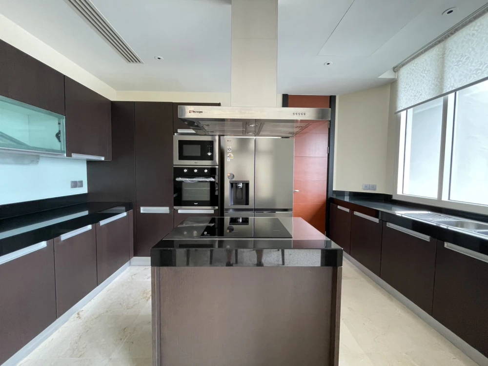 For Sale/Rent!! The Infinity Condo, a luxurious 3-bedroom condo with beautiful, fully furnished units. Don't miss out!!