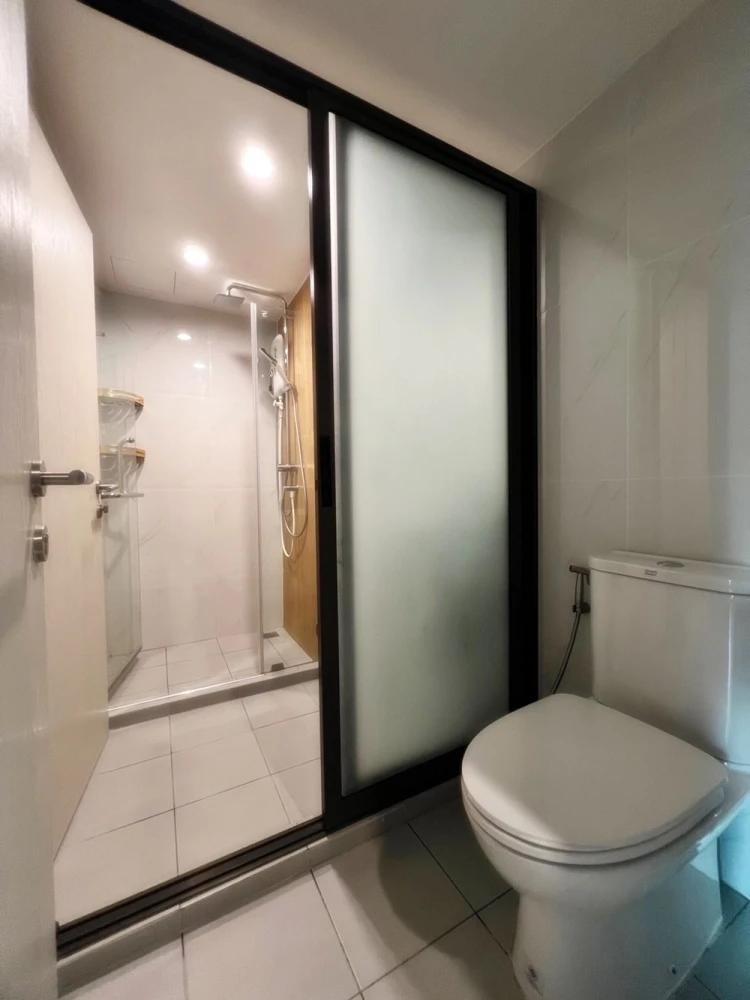 For sale, for rent!! Condo The Excel Hideaway Sukhumvit 50, beautiful room, very livable, fully furnished, ready to move in, don't miss it!!