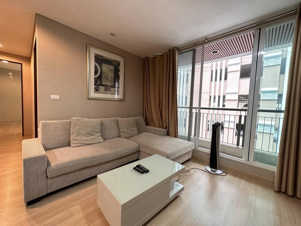 Condo for sale or rent, The Address, Pathumwan, beautiful room, good location, near BTS, convenient to travel, ready to move in, book now!