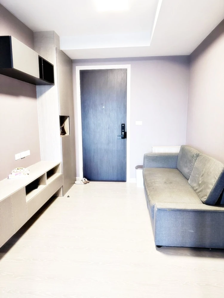 For sale or rent!! Niche ID Pakkret Station Condo, 16th floor, swimming pool view, beautiful and comfortable room, great price, reserve now!!