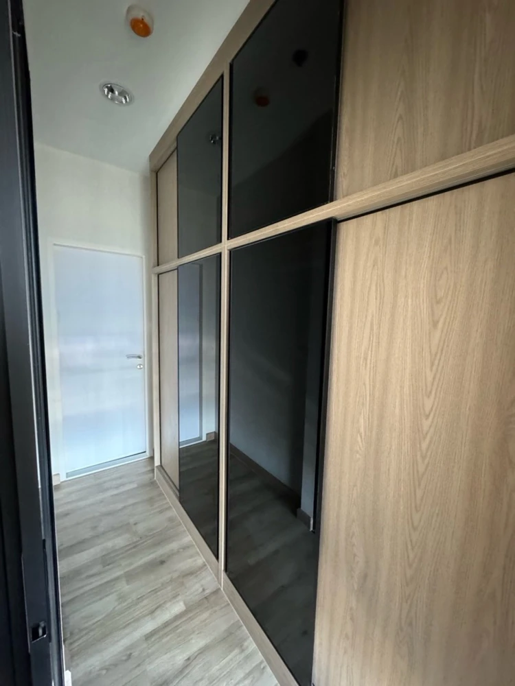 For sale or rent: Niche Mono Sukhumvit Bearing condo. Spacious unit with ample living space on the 31st floor, offering great views. Book now, don't w
