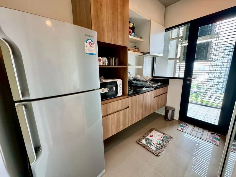 Condo for sale/rent: Blox 77. Spacious, ready-to-move-in unit, fully furnished, high floor, comfortable living. Reserve now!