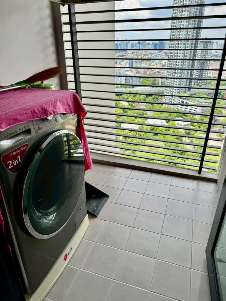 Condo for sale/rent: Blox 77. Spacious, ready-to-move-in unit, fully furnished, high floor, comfortable living. Reserve now!
