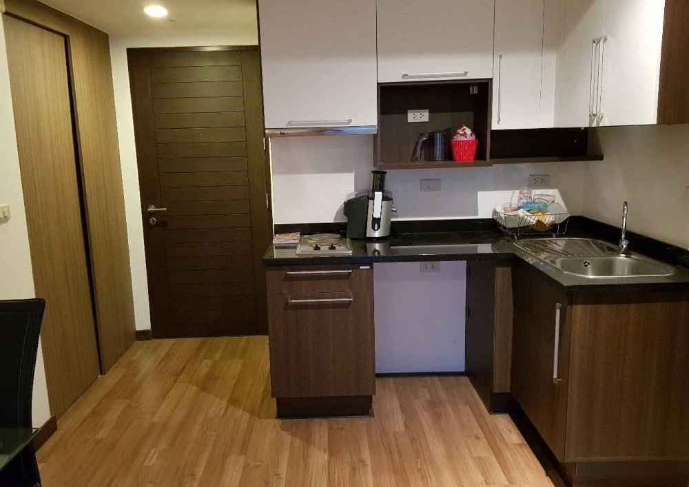 ขาย ให้เช่า คอนโด พรอม พหลโยธิน 2 ชั้น 4 ขนาด 47 ตรม. มีพื้นที่ใช้สอยเหลือๆ ตกแต่งครบเซต จองเลยอย่าลังเล