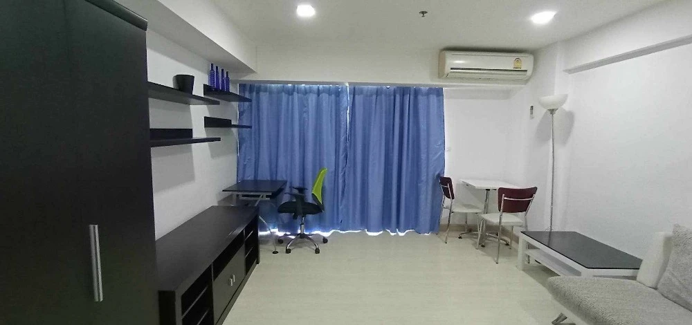 For sale, for rent, Condo My Resort Bangkok, studio room, 17th floor, high view, good price, hurry up and reserve, don't wait.