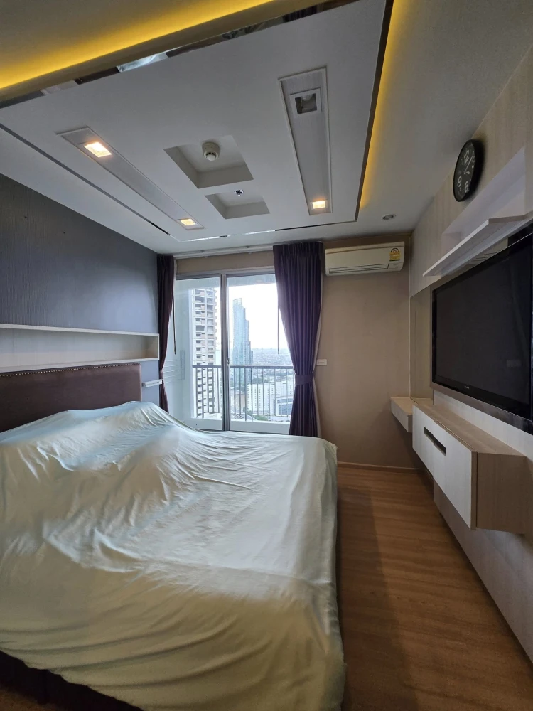 For sale, for rent, Rhythm Sathorn Condo, beautifully decorated room, well-built, 37th floor, river view, must book now.