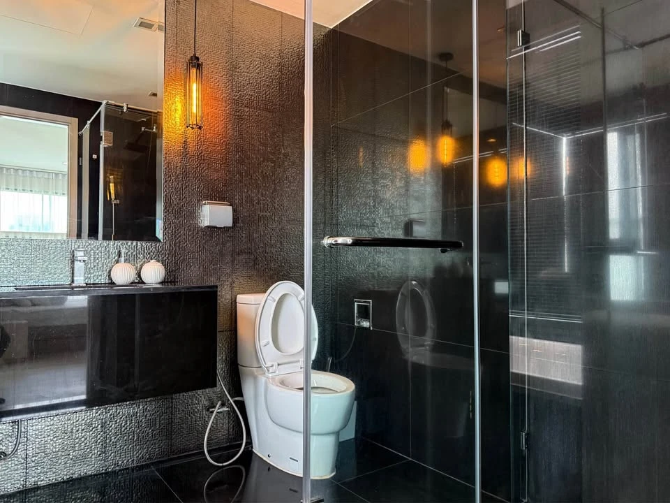Condo for sale, rent, Rhythm Sukhumvit 36-38, new condo, ready to move in In the heart of Sukhumvit near BTS Thonglor