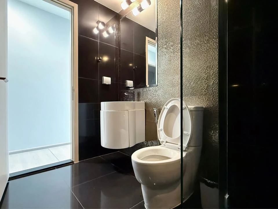 Condo for sale, rent, Rhythm Sukhumvit 36-38, new condo, ready to move in In the heart of Sukhumvit near BTS Thonglor