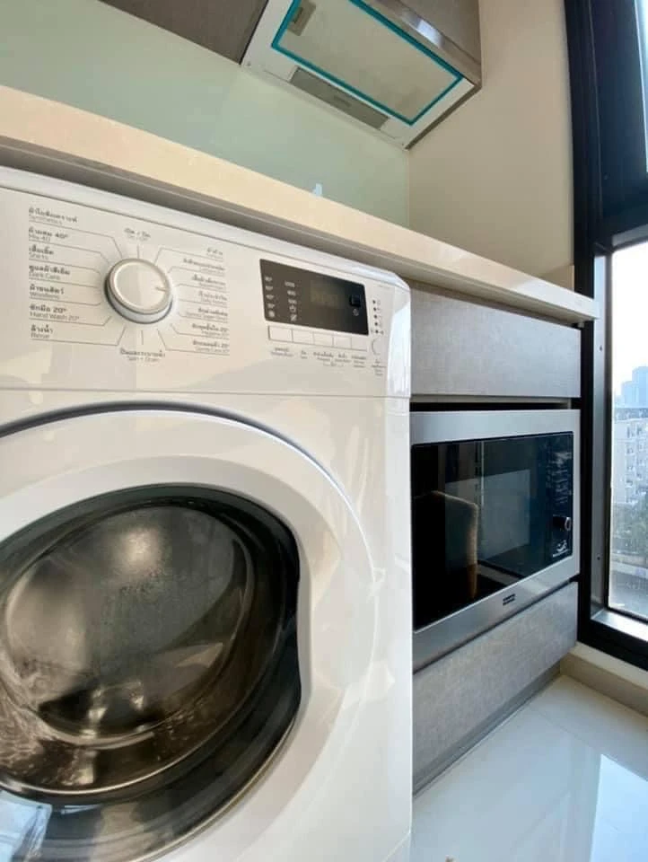 For Sale/Rent!! Rhythm Sukhumvit 36-38 Condo, 8th floor, beautiful room, fully furnished, ready to move in! Reserve now!!