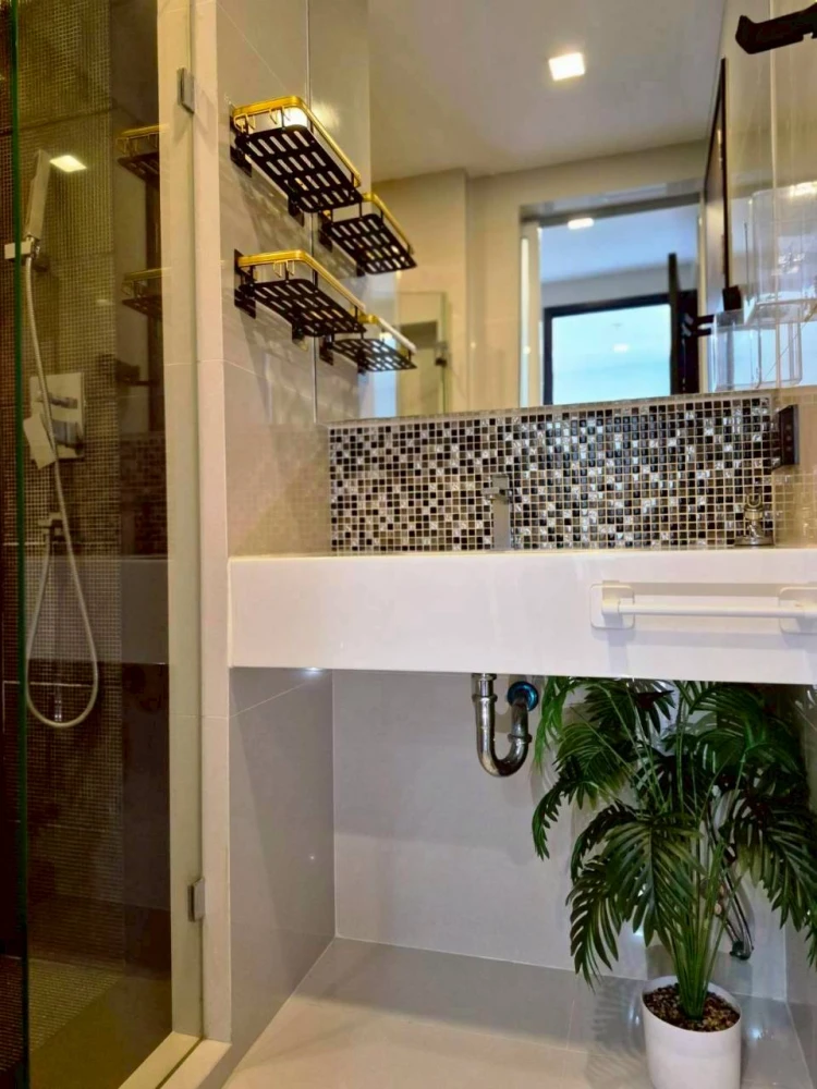 Sell for rent!! Condo Rhythm Sukhumvit 44/1, ready to move in room. With full facilities, book now!!