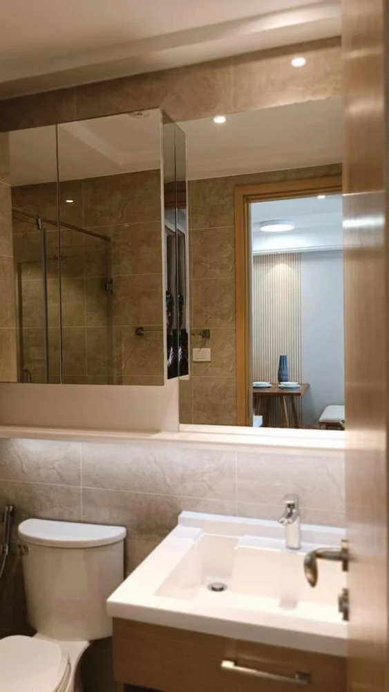 Condo for sale, Regal Sathorn-Narathiwat 15, Mahanakhon building view, wallpaper throughout the room, hurry to reserve now.