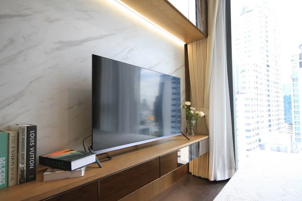 Condo for sale, rent, LAVIC Sukhumvit 57, near BTS Asoke and MRT Sukhumvit, convenient transportation.