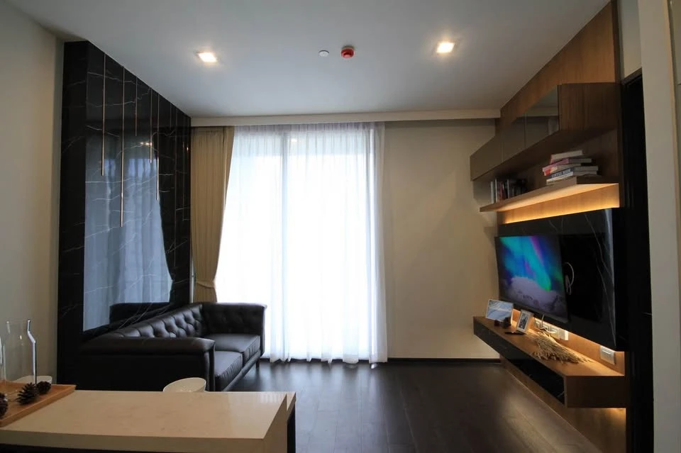 Condo for sale, rent, LAVIC Sukhumvit 57, near BTS Asoke and MRT Sukhumvit, convenient transportation.