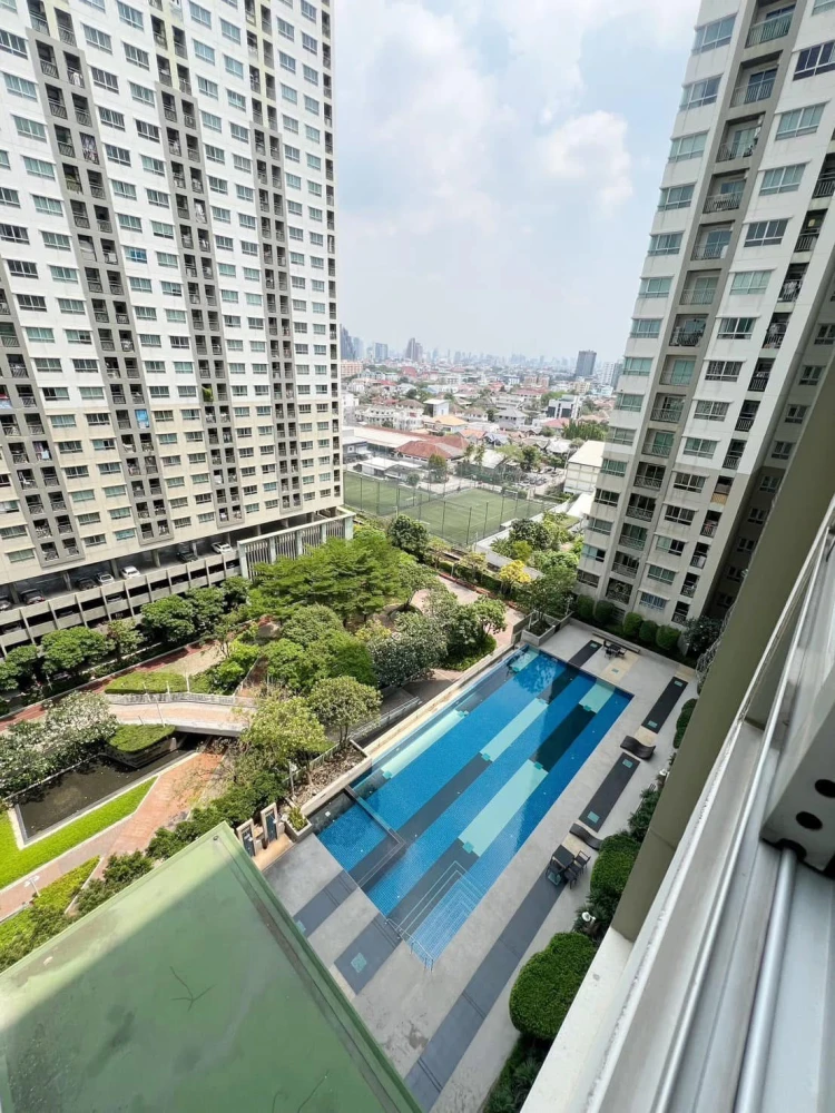 For sale, for rent!! Lumpini Park Pinklao Condo, 14th floor, Building B, swimming pool and garden view. Don't miss it, book now!!