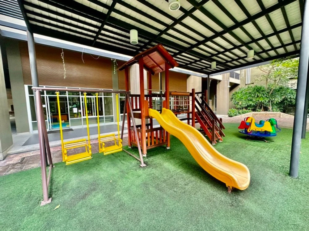 For sale, for rent!! Lumpini Park Condo, Rama 9-Ratchada, 23rd floor, beautiful view, fully furnished, ready to move in immediately, don't miss it!!