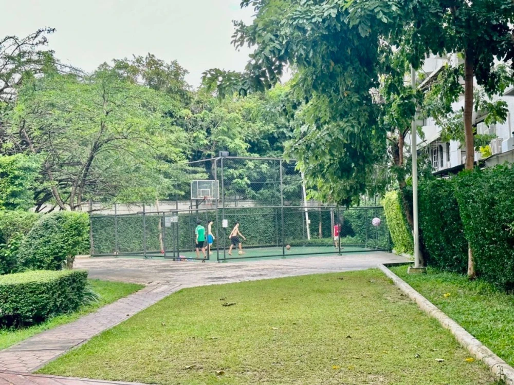 For sale, for rent!! Lumpini Park Condo, Rama 9-Ratchada, 23rd floor, beautiful view, fully furnished, ready to move in immediately, don't miss it!!